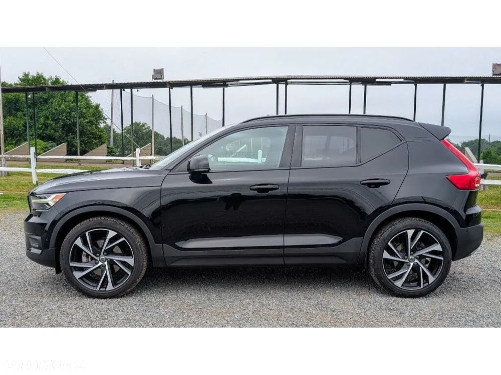 Volvo XC 40 T5 AWD R-Design - 2