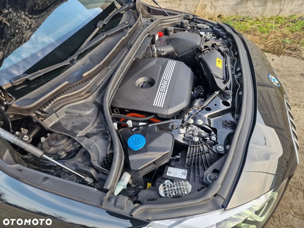 BMW Seria 2 225e xDrive Luxury Line - 32