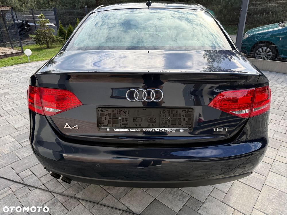 Audi A4 Limousine 1.8 TFSI Ambiente - 9