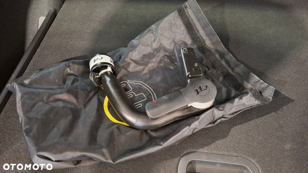 Toyota Corolla 1.8 Hybrid Style - 16