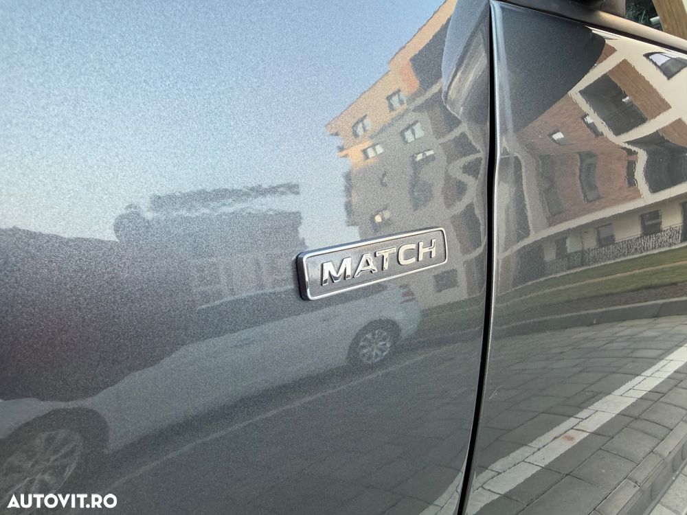 Volkswagen Golf 1.6 TDI DPF BlueMotion Technology MATCH - 17