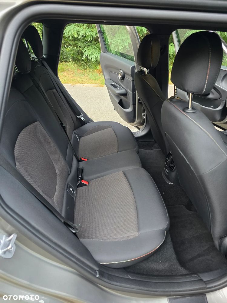 MINI Clubman One Essential Trim - 24