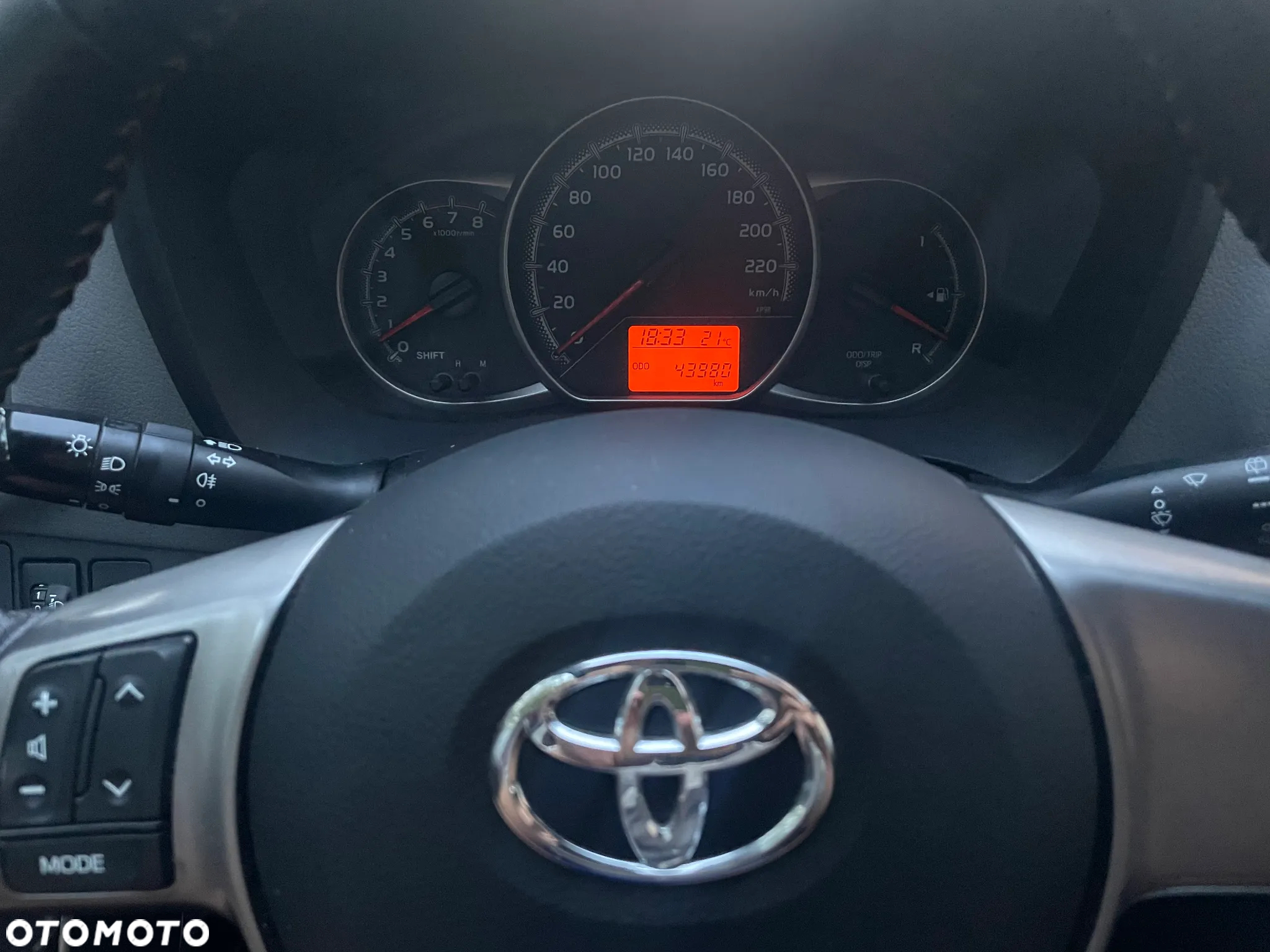 Toyota Yaris 1.33 Active EU6 - 10