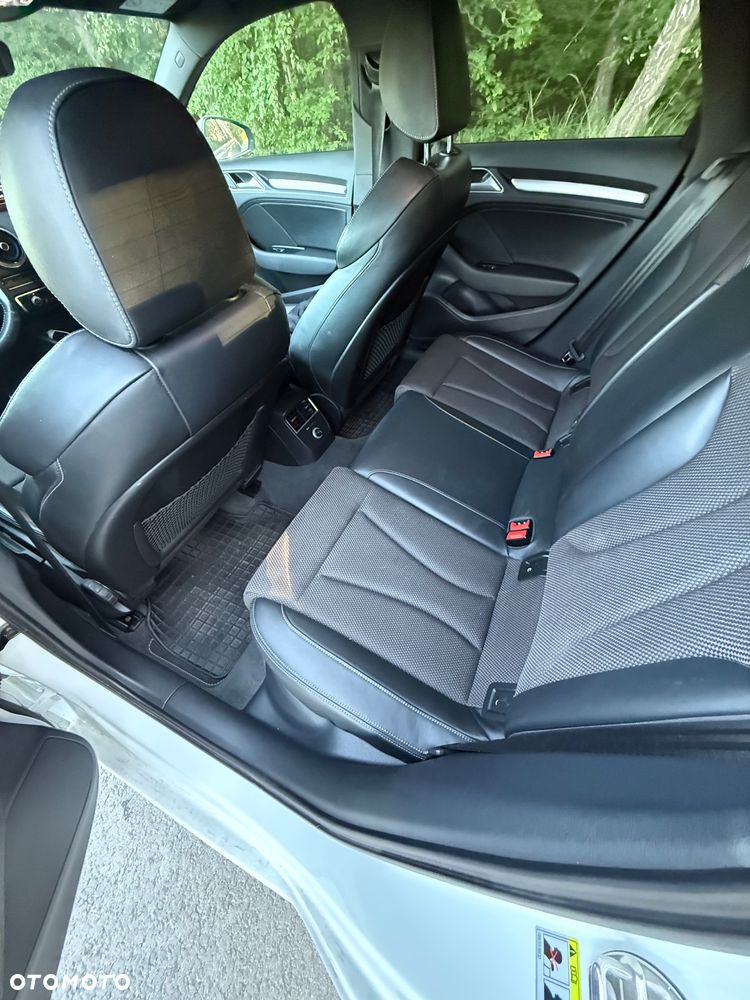 Audi A3 Sportback 2.0 TDI - 10
