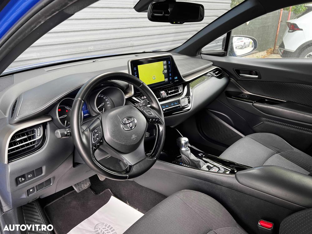 Toyota C-HR Style - 11