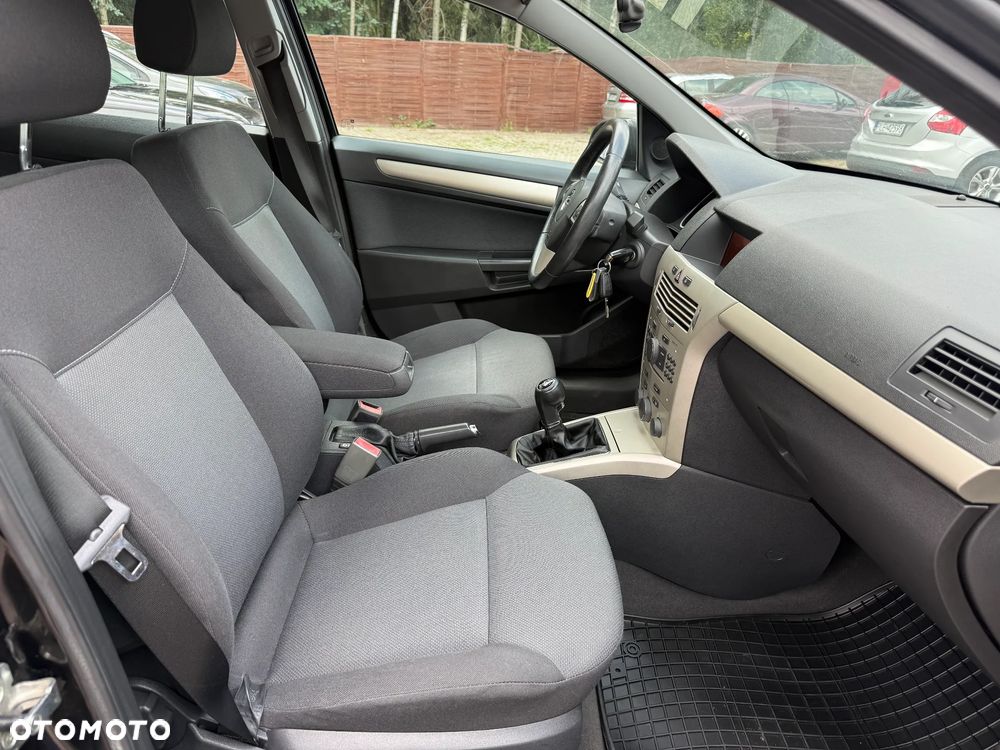 Opel Astra - 8
