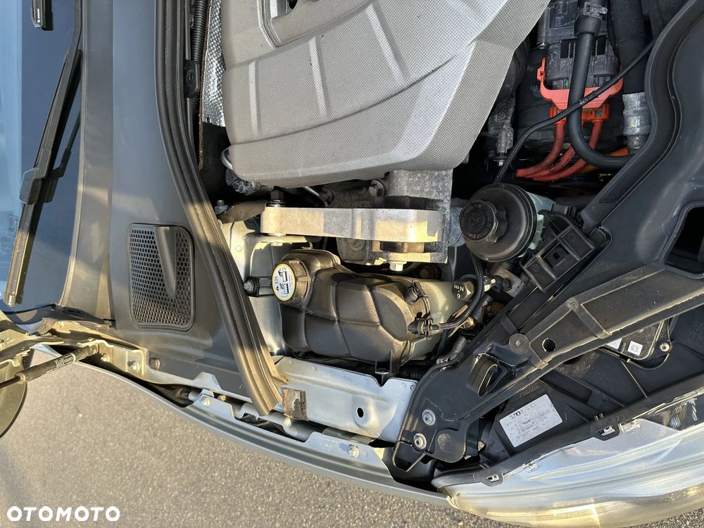 Volvo V60 D6 AWD Plug-in Hybrid Summum - 23