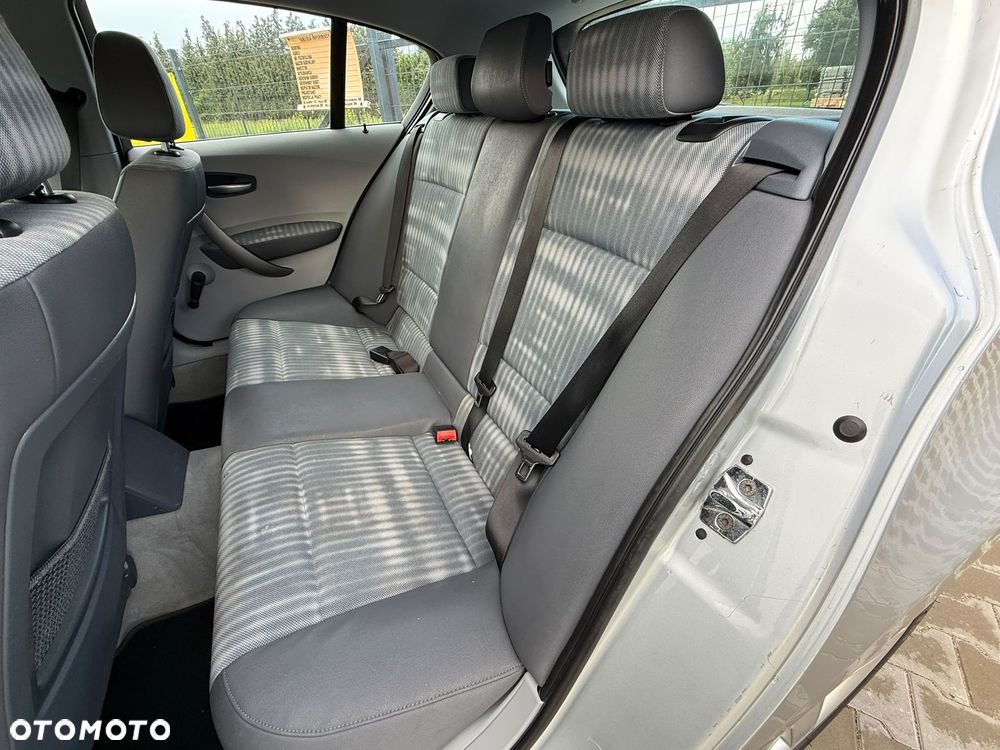 BMW Seria 1 - 22