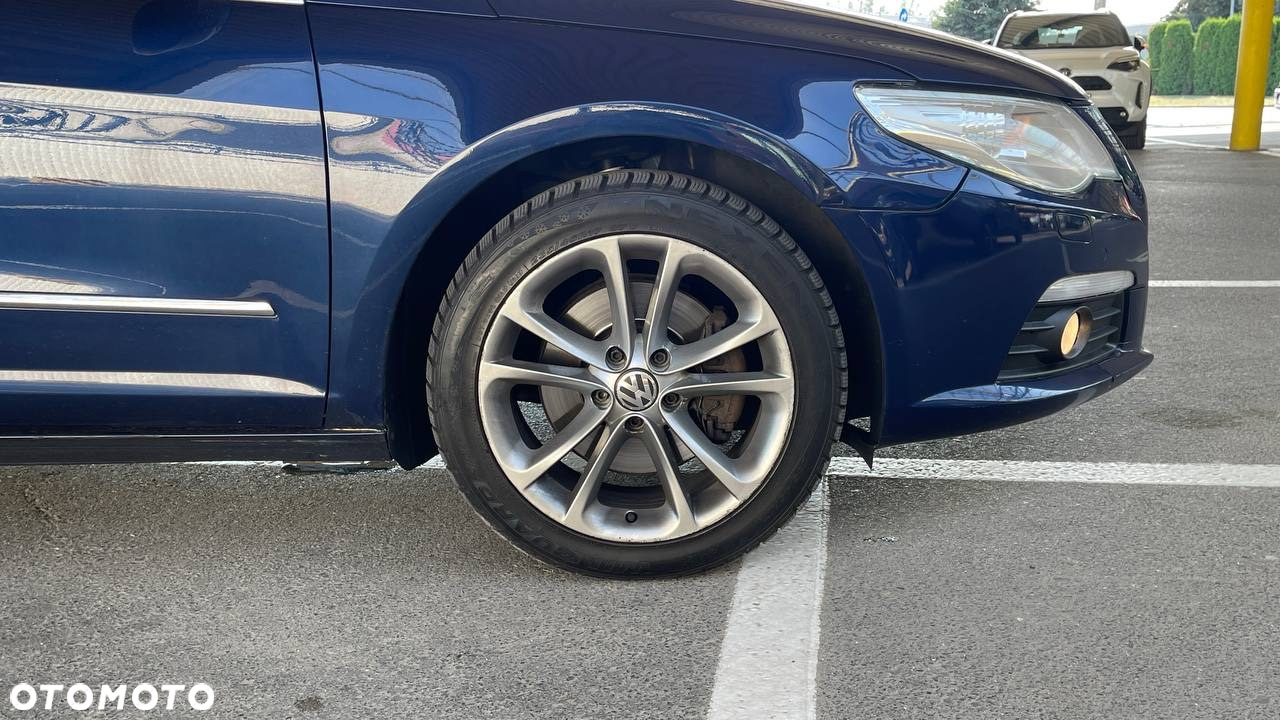 Volkswagen Passat - 6