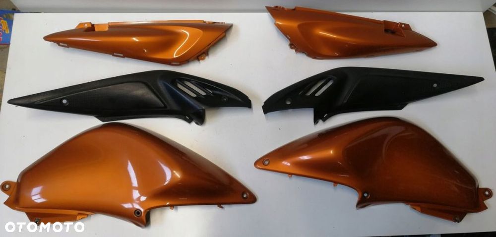 SUZUKI DL1000 DL650 V-STROM OWIEWKA BOK OSŁONA BAK