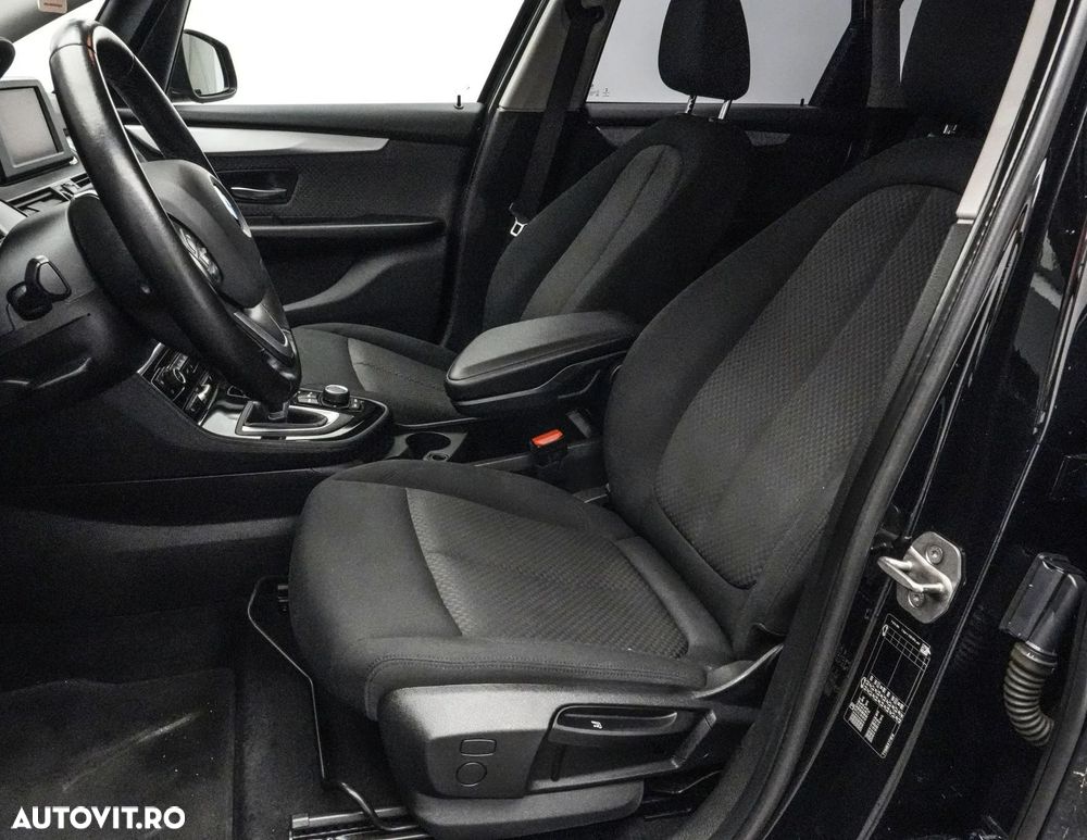 BMW 2 Series 2022 — imagine 13