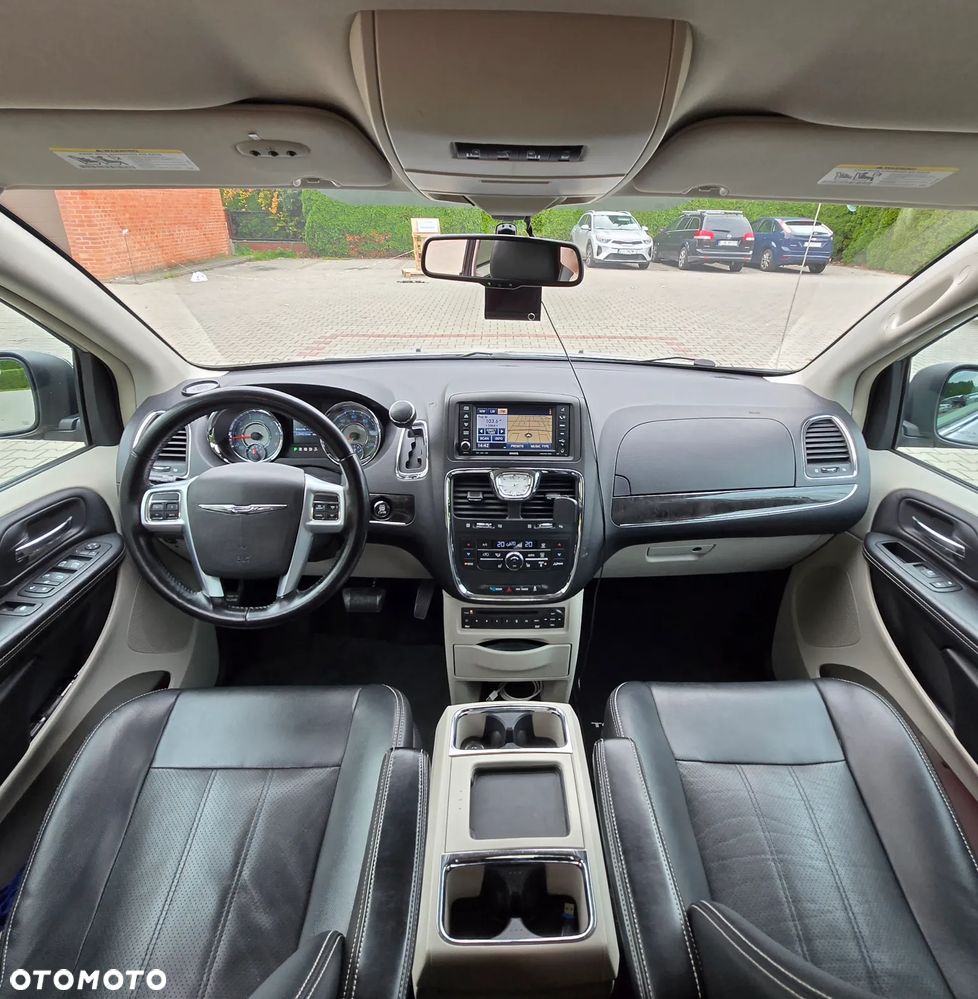 Chrysler Town & Country 3.6 Touring - 6