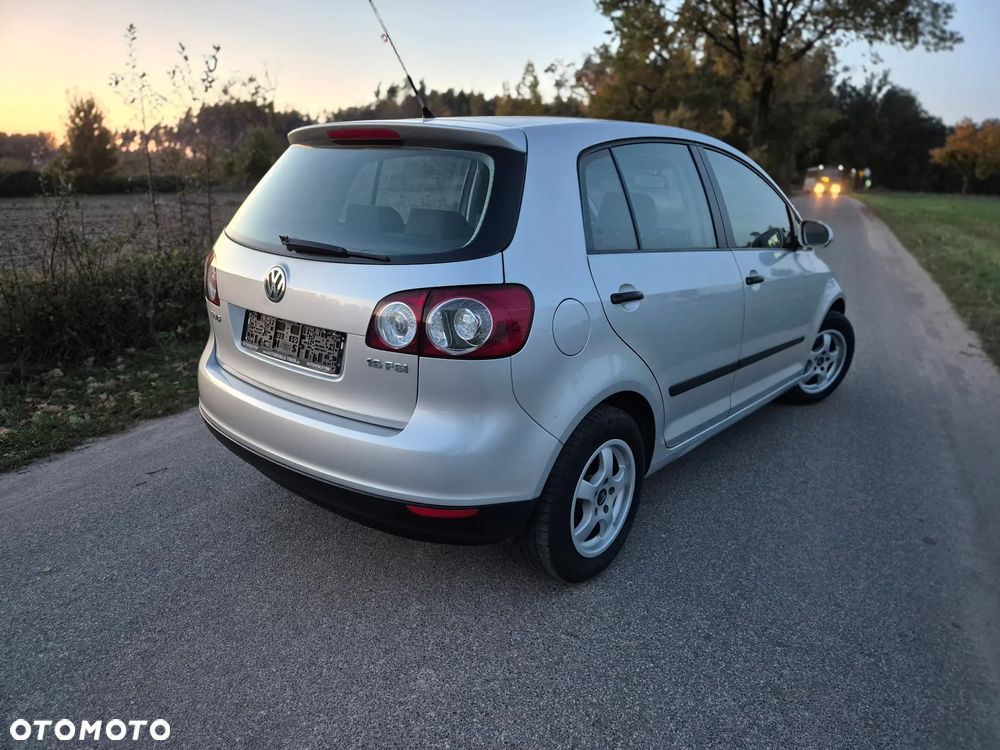 Volkswagen Golf Plus - 4