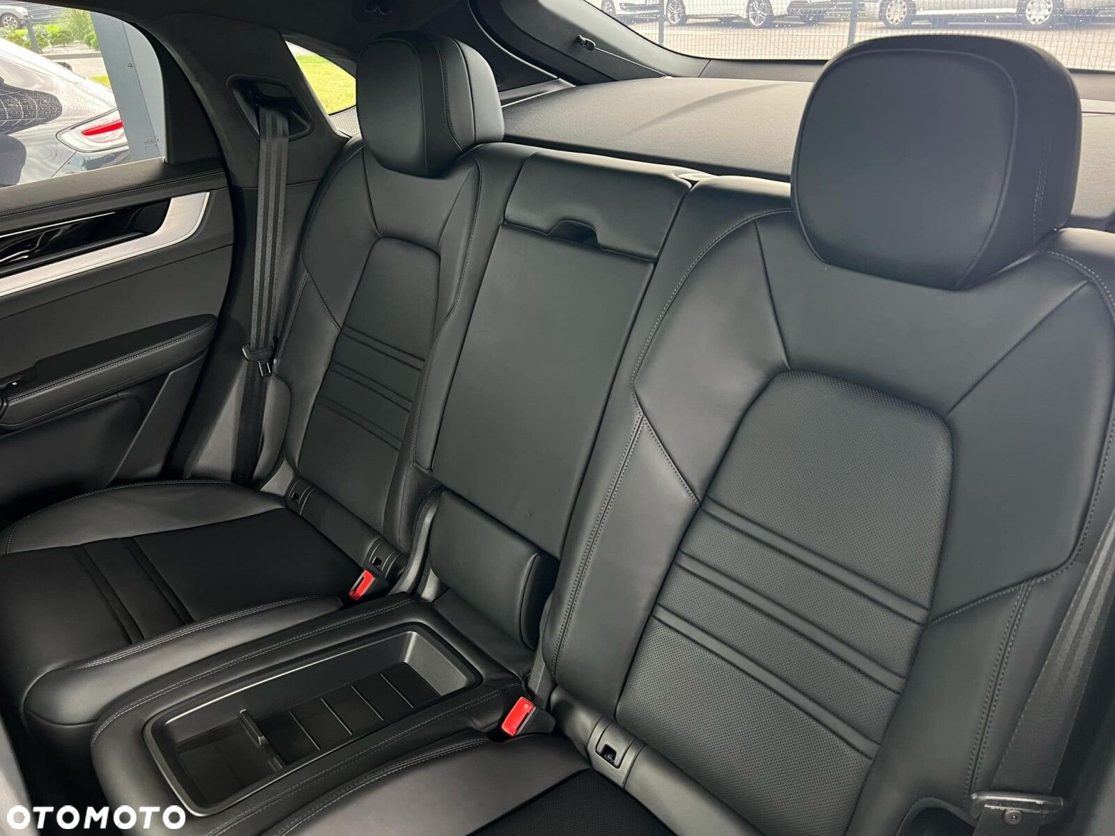 Porsche Cayenne - 37