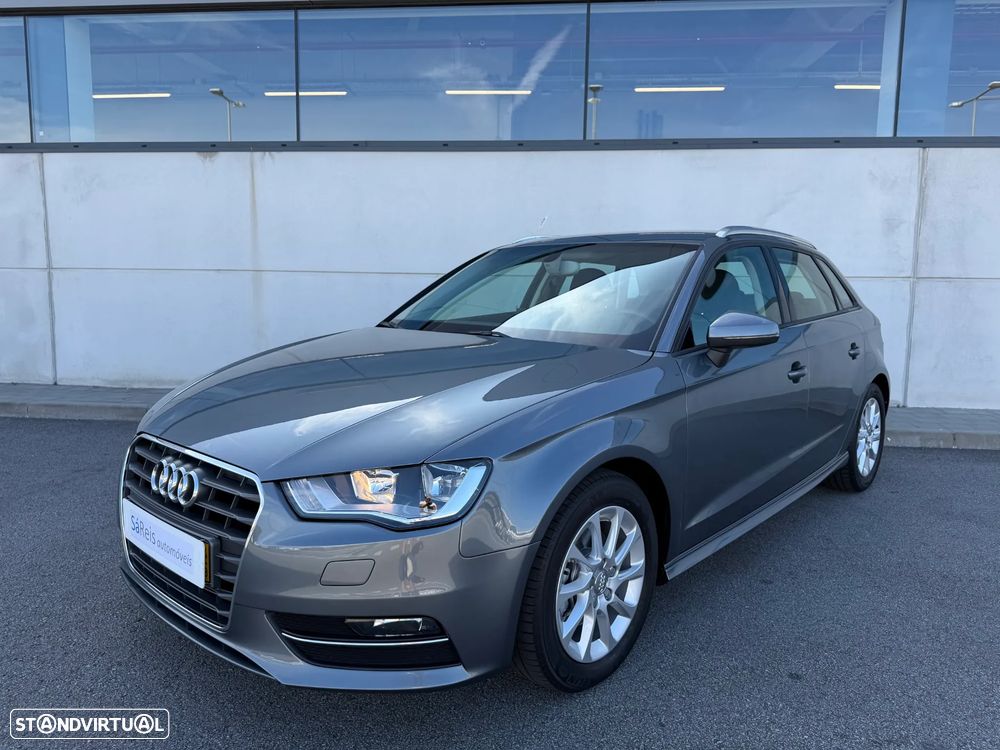 Audi A3 Sportback 1.6 TDI Advance Ultra — fotografia 45