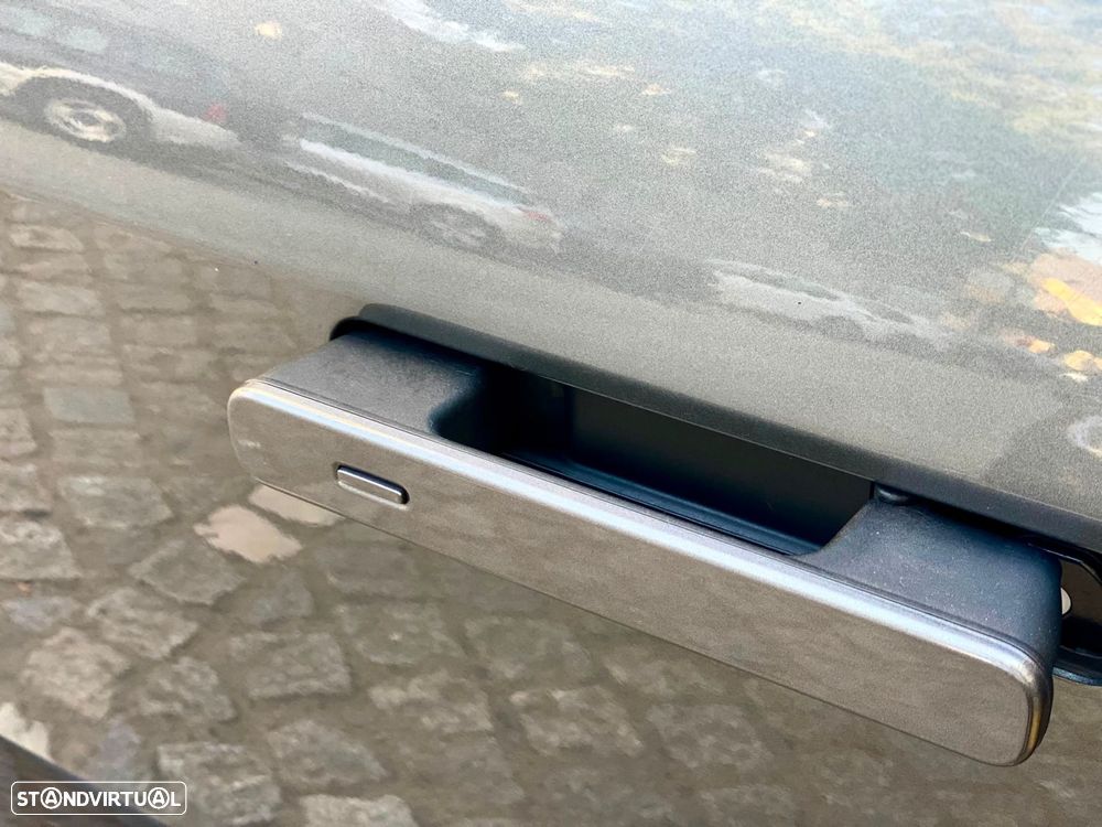 Jaguar I-Pace - 10