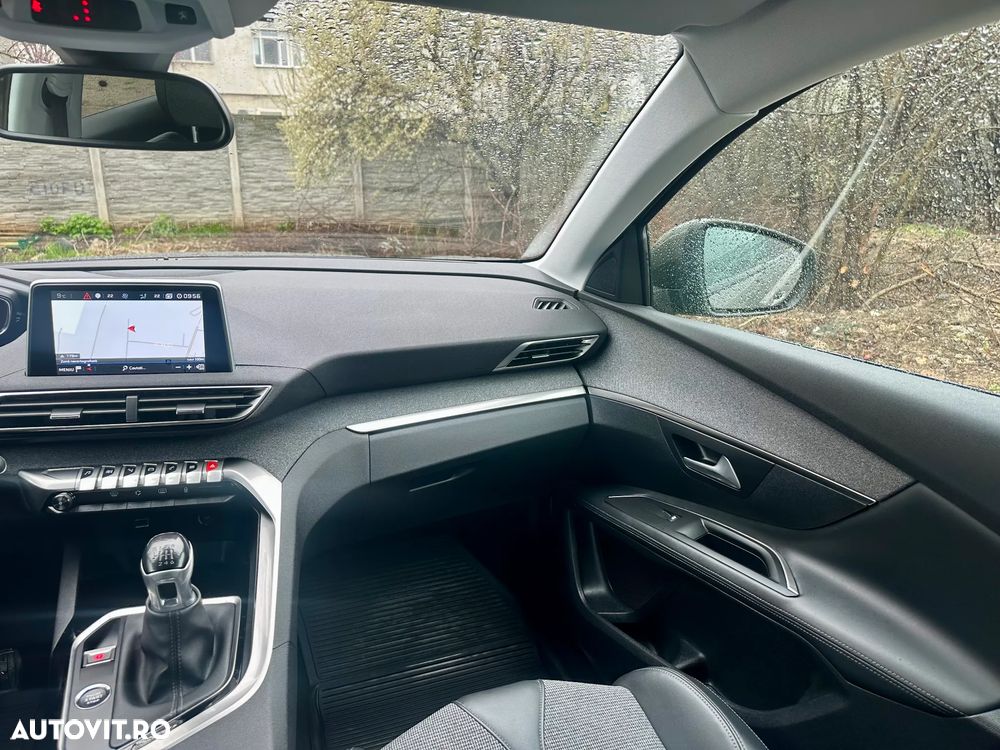 Peugeot 3008 - 14