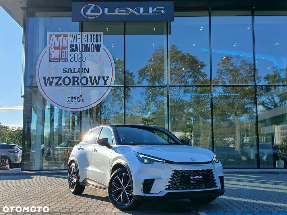 Lexus LBX 1.5 Hybrid Emotion - 1