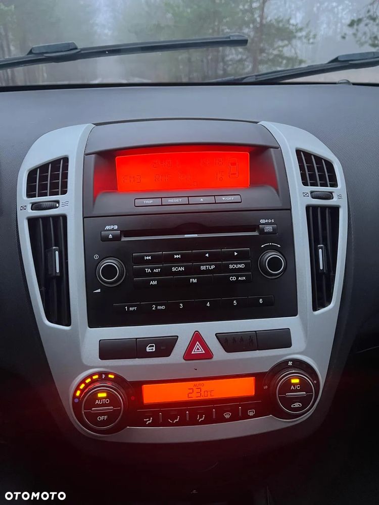 Kia ProCeed 1.6 CVVT LX - 9