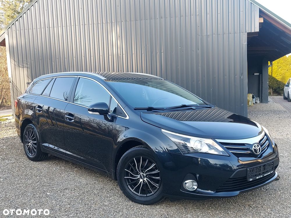 Toyota Avensis - 9