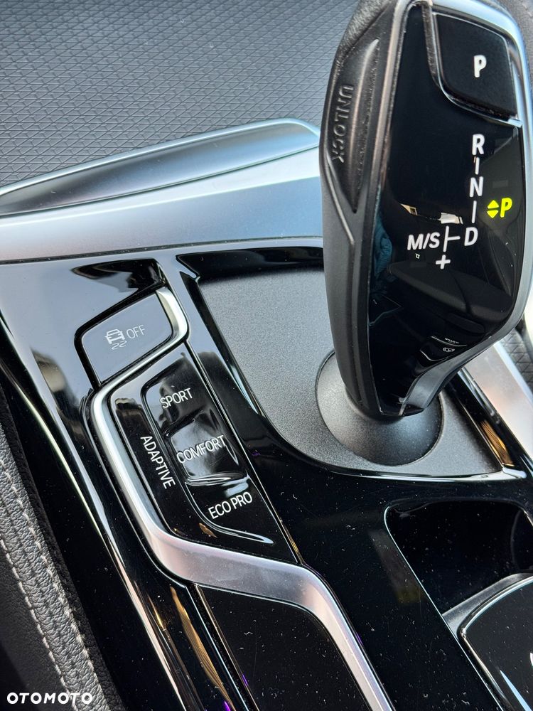 BMW Seria 5 530i xDrive mHEV M Sport sport - 27