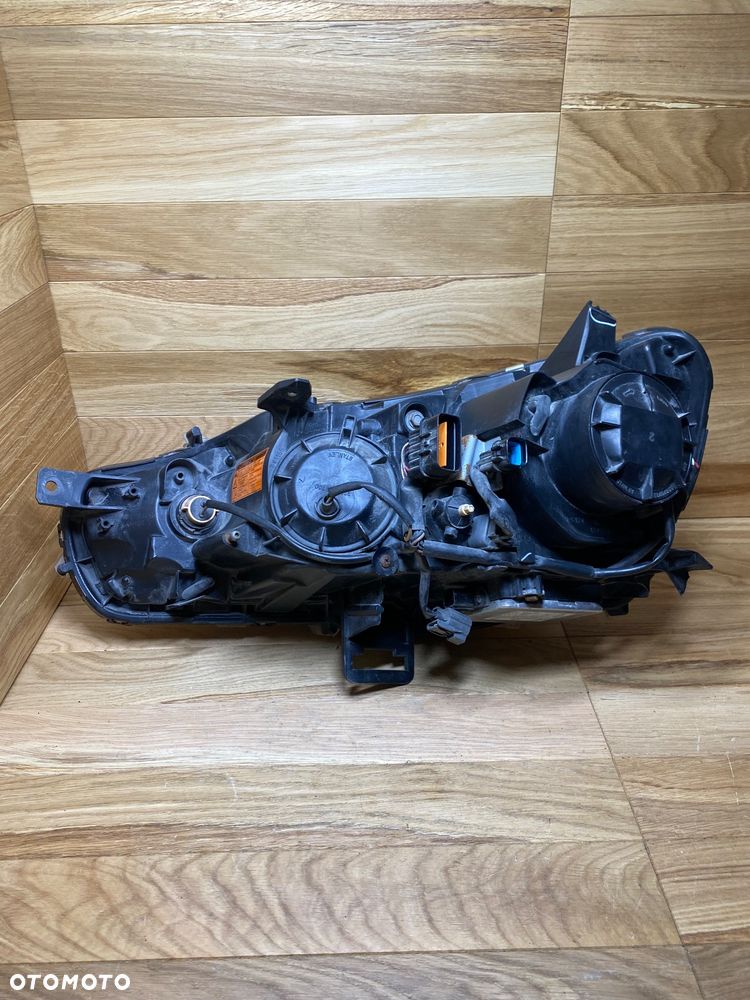 Mitsubishi ASX xenon lampa prawa EU - 5