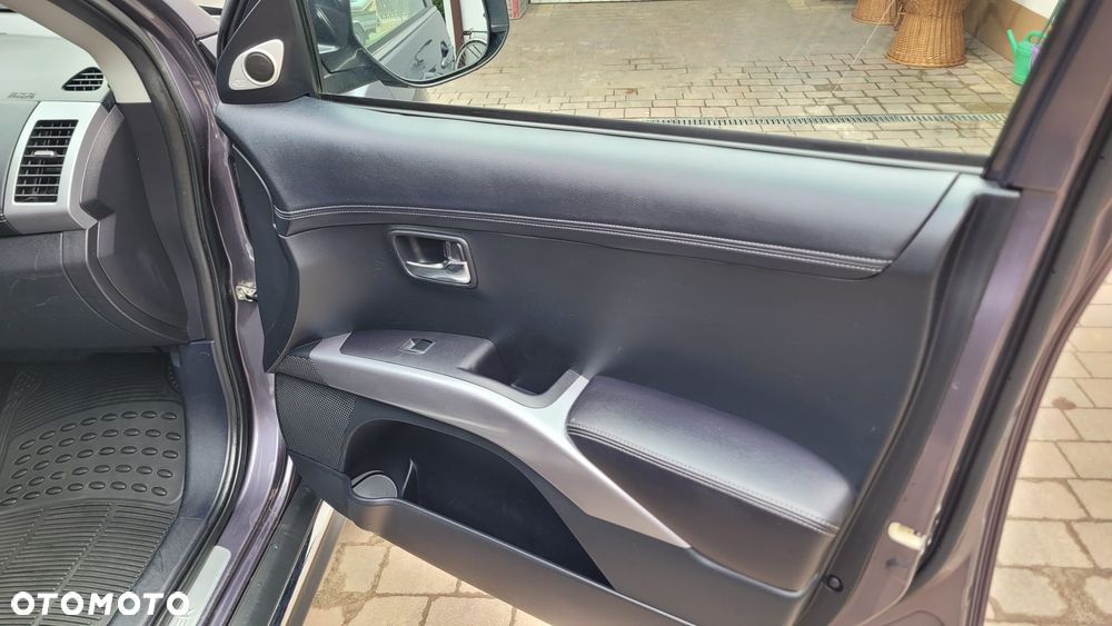 Mitsubishi Outlander 2.2 DI-D 4WD Invite - 36