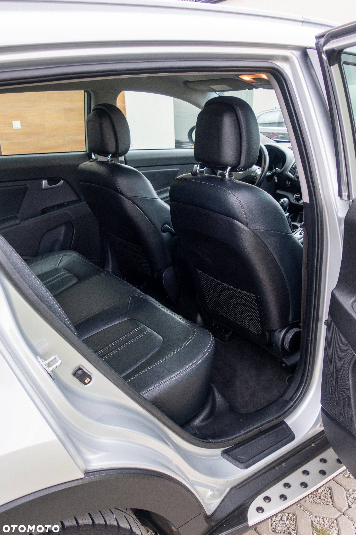 Kia Sportage 1.7 CRDI L 2WD - 11