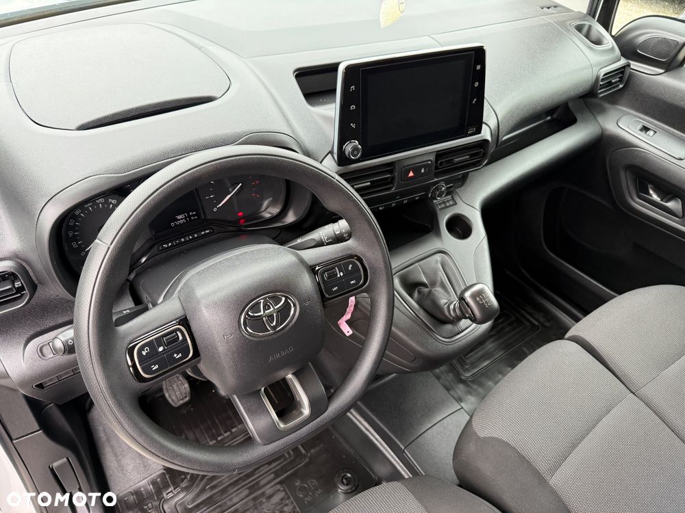 Toyota PROACE City/3 osobowa/klima/parktronik przód i tył/tempomat/czujnik zmierzchu i deszczu/ regał - 19