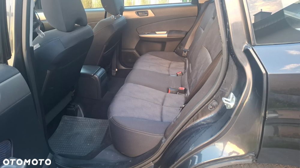 Subaru Forester 2.0 XA 000 - 10