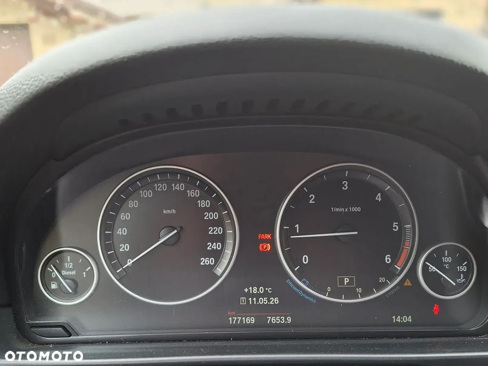 BMW Seria 5 518d - 6