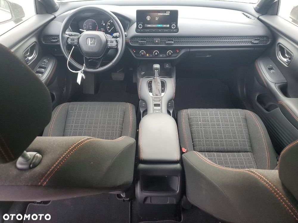 Honda ZR-V - 8