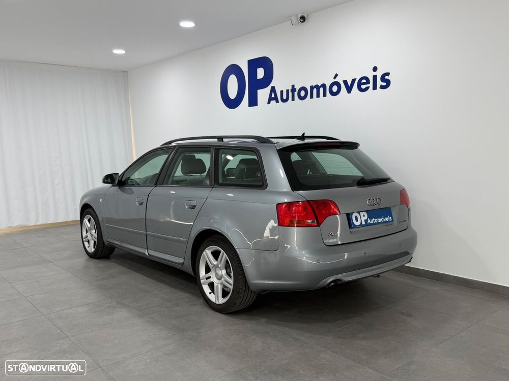 Audi A4 Avant - 4