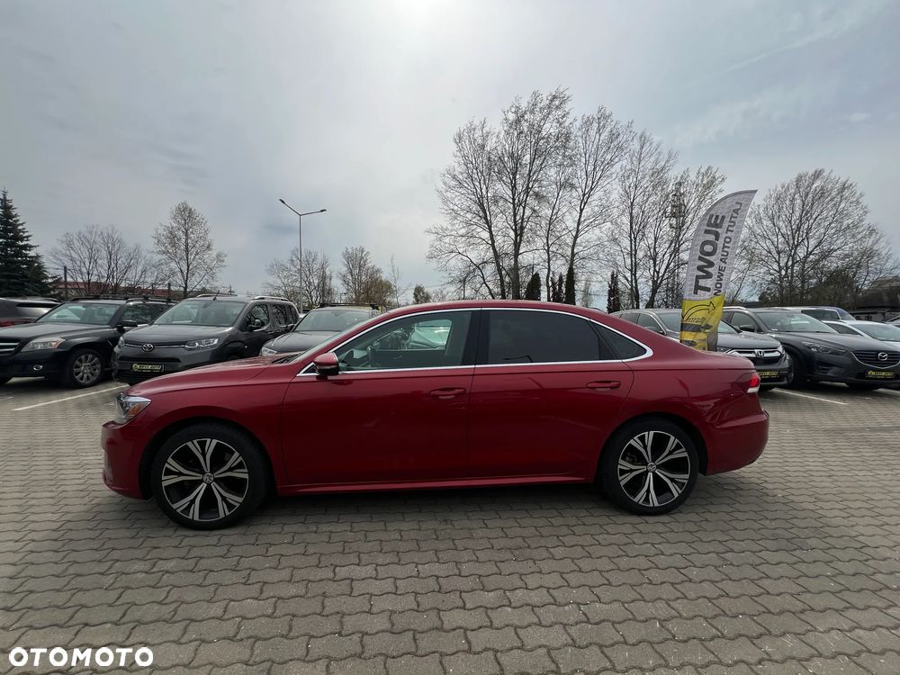 Volkswagen Passat - 6