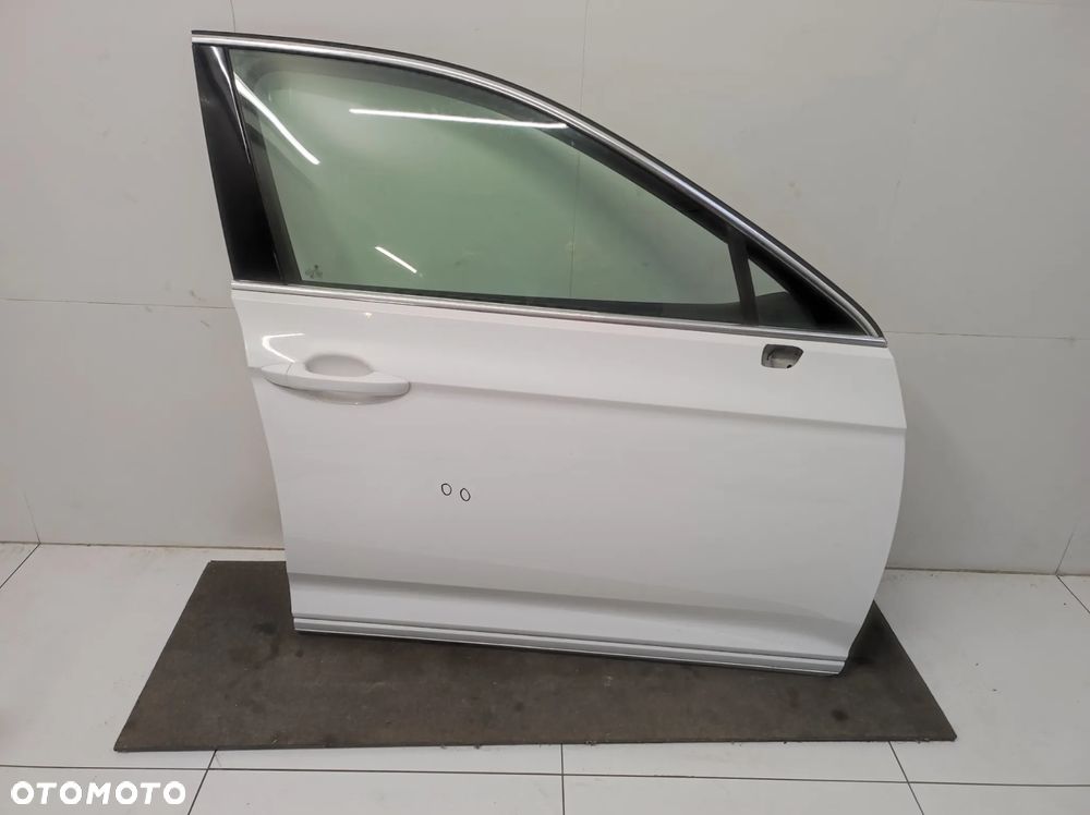 Drzwi prawe przód Volkswagen PASSAT B8