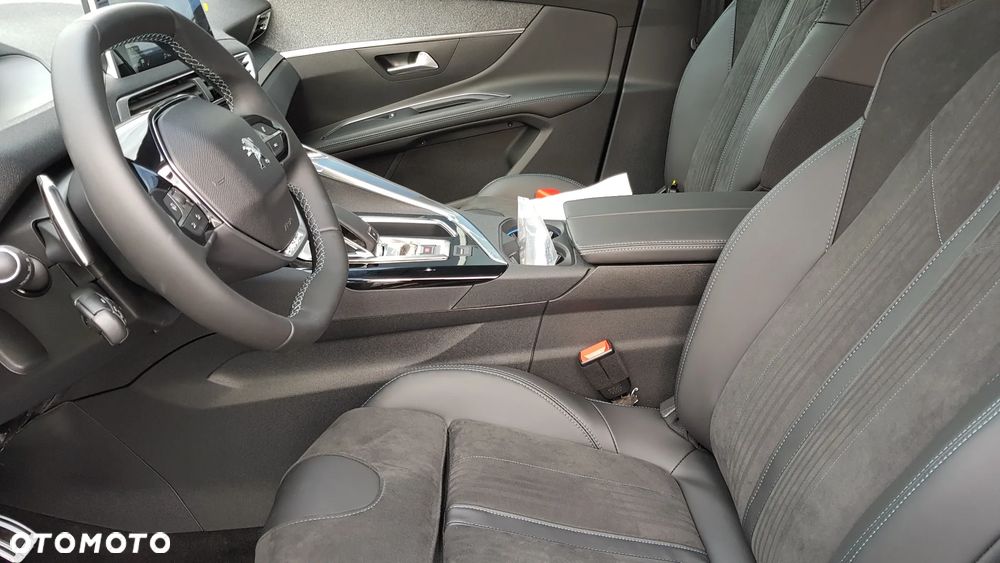 Peugeot 5008 2.0 BlueHDI Crossway S&S EAT8 - 8