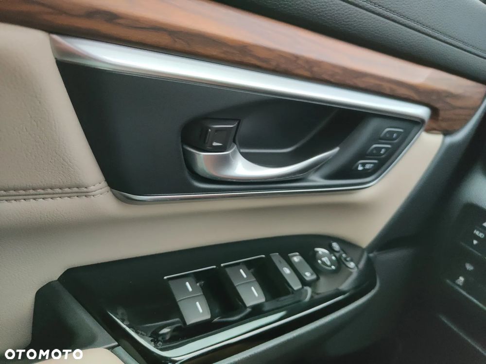 Honda CR-V 1.5T 4WD CVT Executive - 26