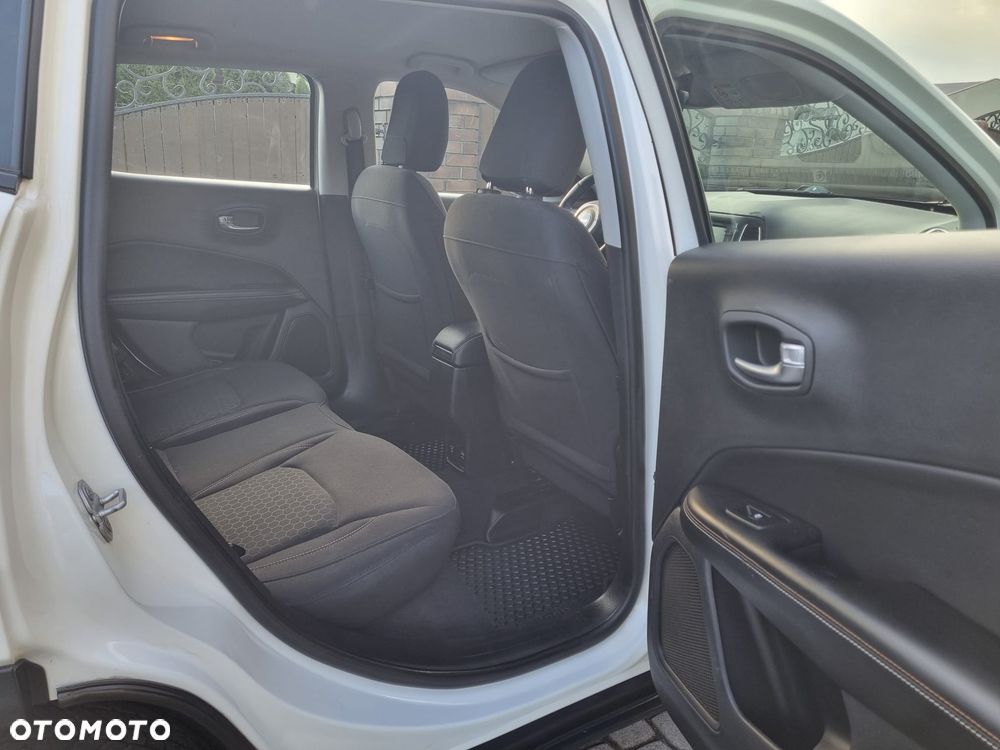 Jeep Compass 2.0 MJD Longitude 4WD S&S - 23