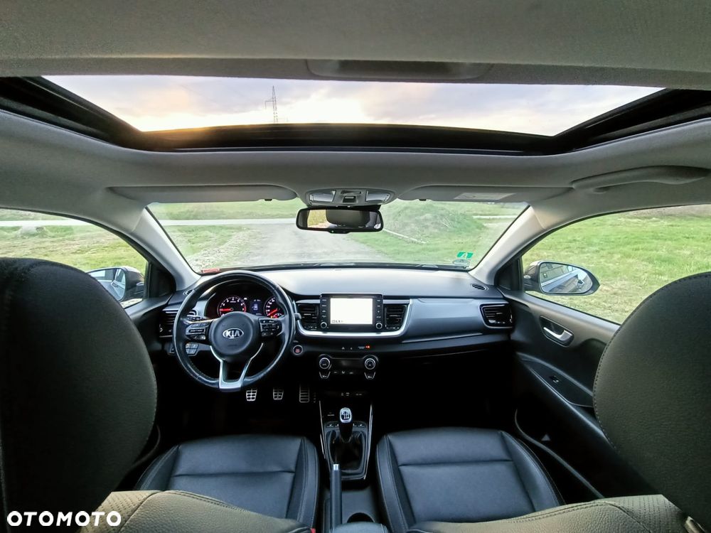 Kia Stonic - 10
