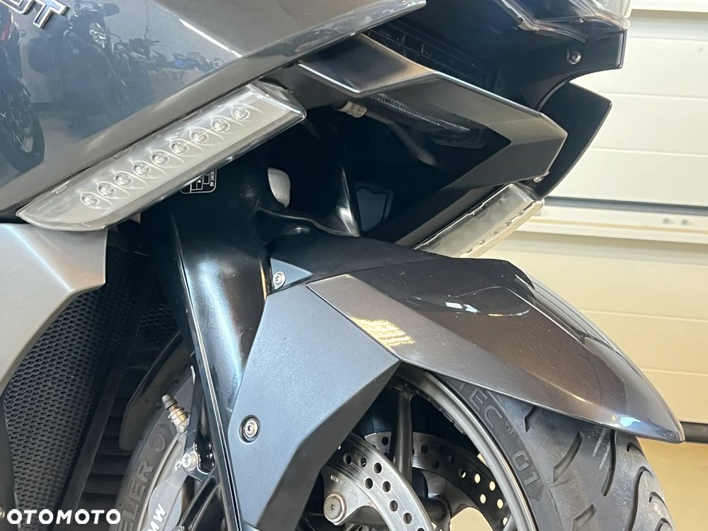 BMW K - 19