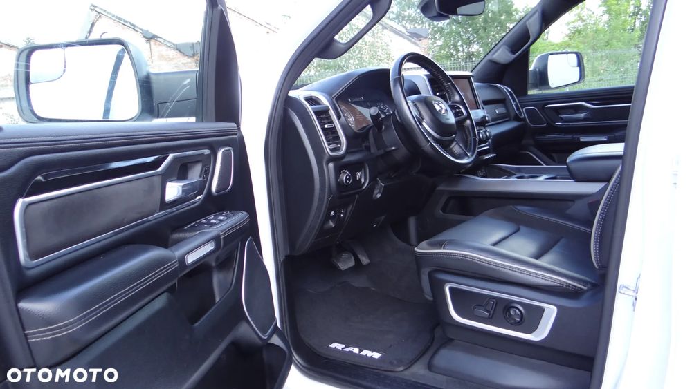 RAM 1500 5.7 eTorque Crew Cab Shortbed Bighorn Sport - 11