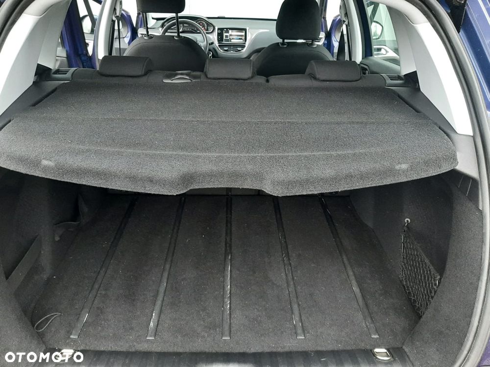 Peugeot 2008 PureTech 82 Access - 16