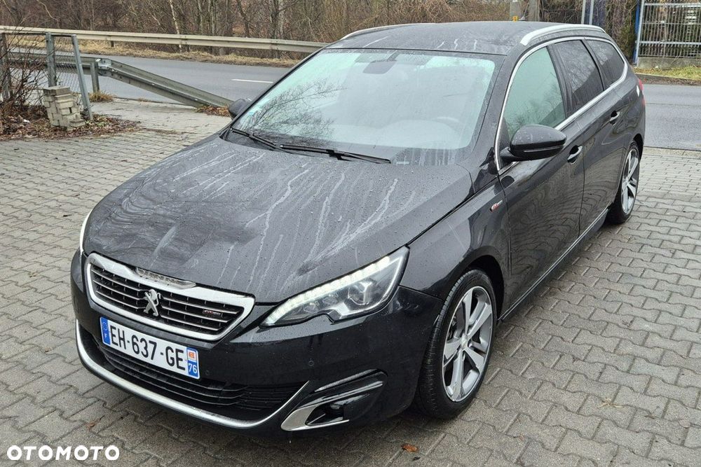 Peugeot 308 - 1