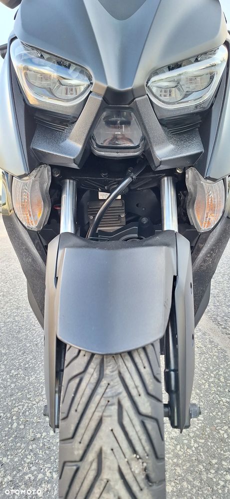 Yamaha X-max - 27