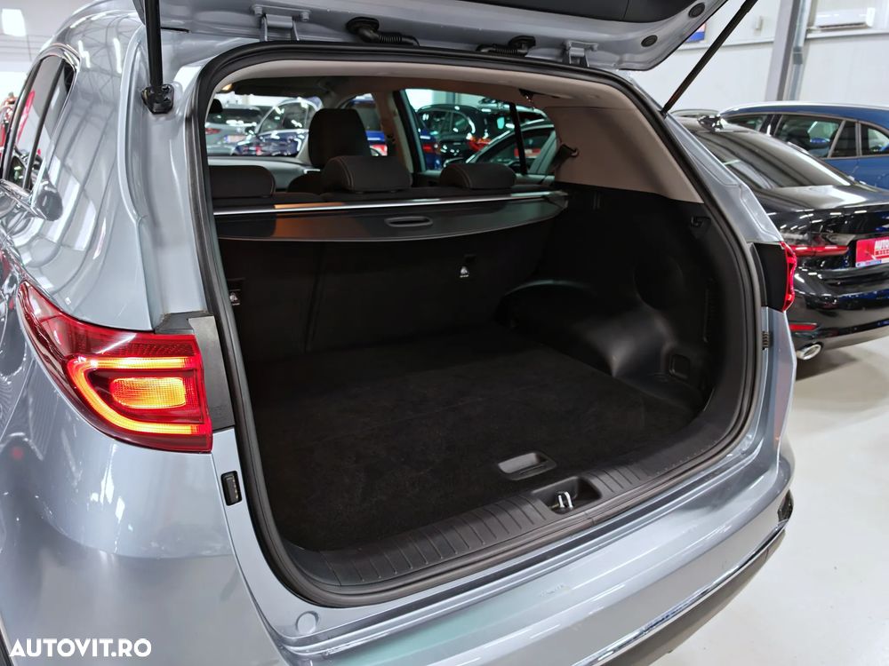 Kia Sportage 1.6 DSL MHEV 7DCT HP 4x2 Plus - 30