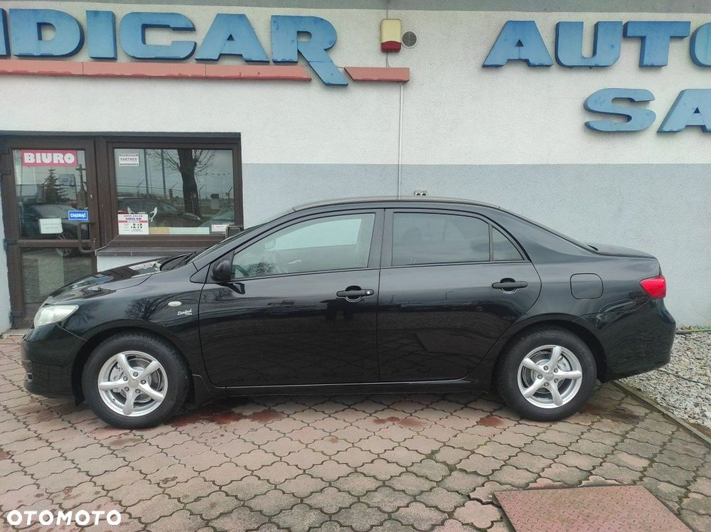 Toyota Corolla - 3