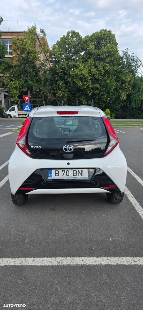Toyota Aygo 1.0 VVY-I 5 usi X-connect - 4