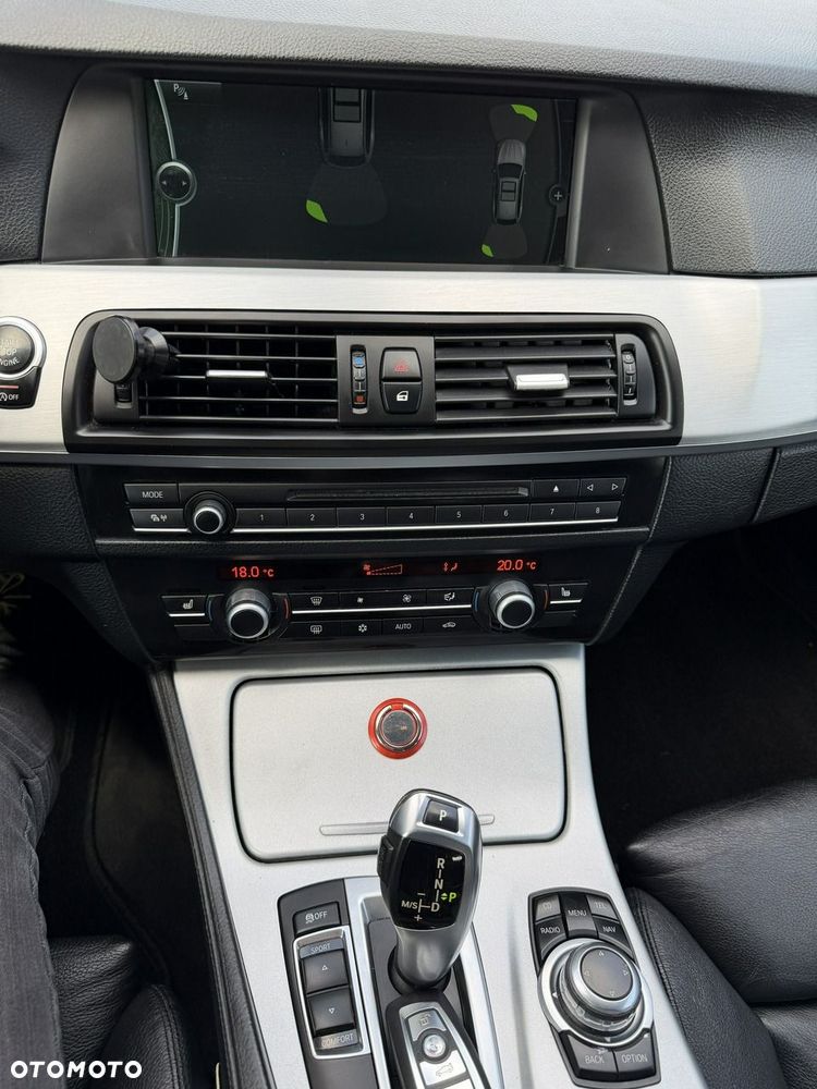 BMW Seria 5 530d xDrive Sport-Aut Luxury Line - 18