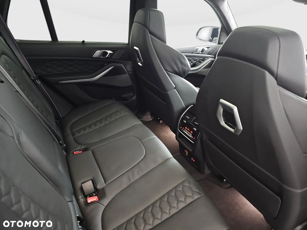 BMW X5 M Competition mHEV sport - 35