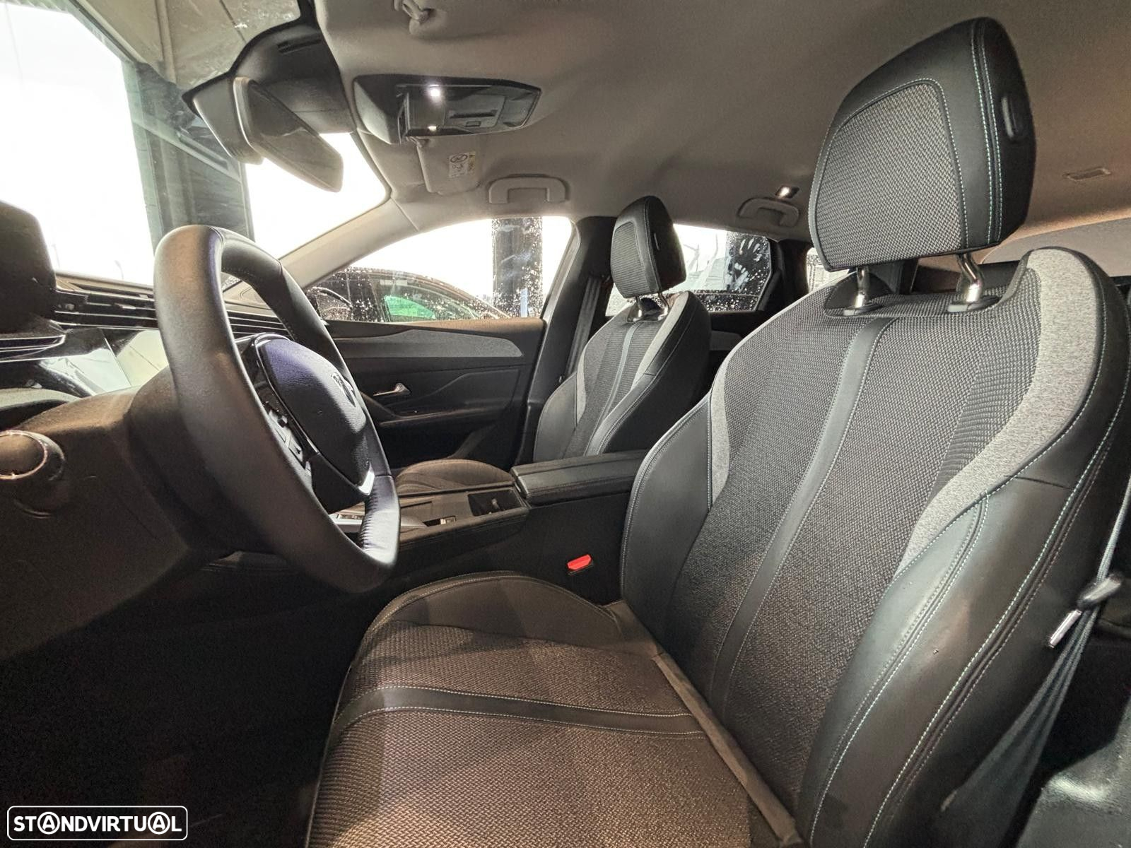 Peugeot e-308 SW 54 kWh Allure - 8